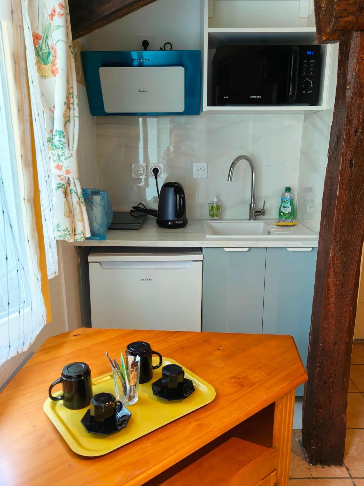 Le Coin Des Artistes Bed & Breakfast Giverny